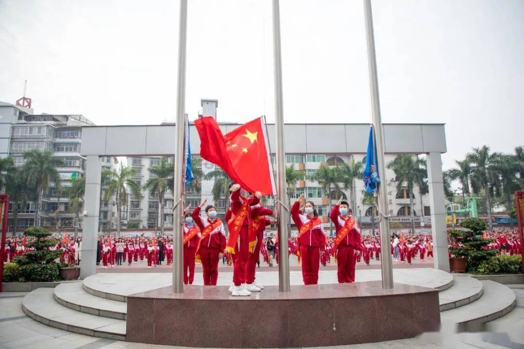 网红毅玲爸爸公开数据！三天赚117万，为女儿办满月让人泪目