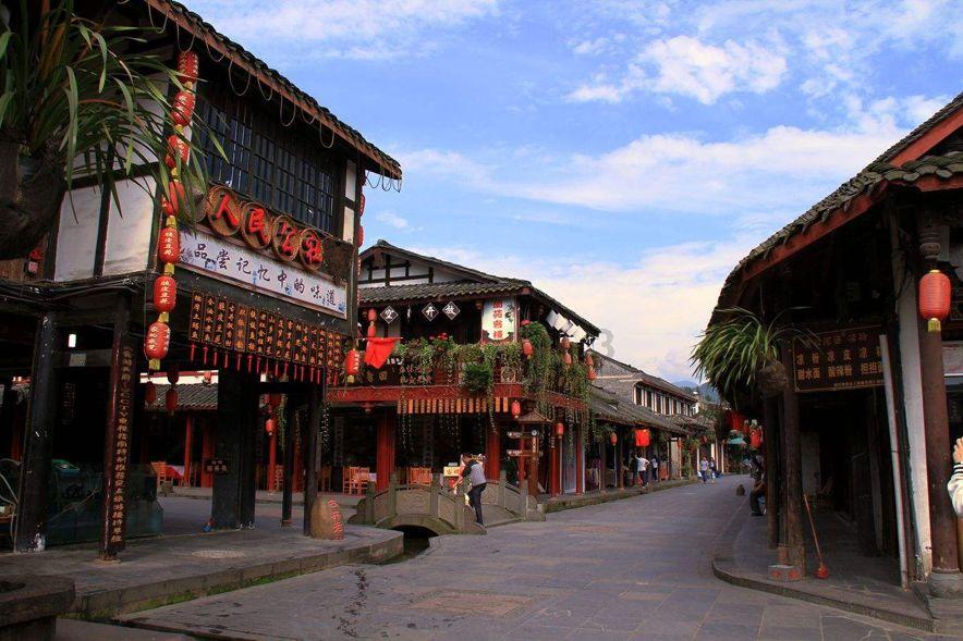 尺度这么大,台词这么露骨,女主还是女神,这剧能过审也是奇了